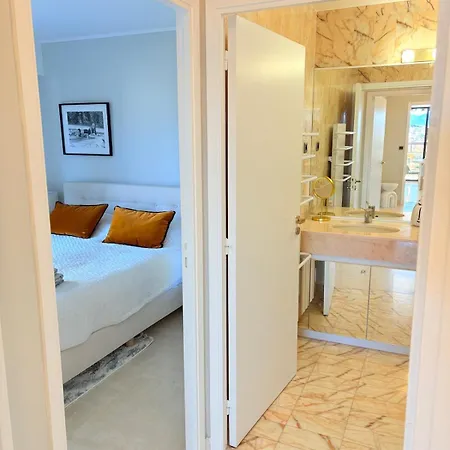 Dernier Etage-piscine-tennis-2 Terrasses-garage-wifi * 戛纳