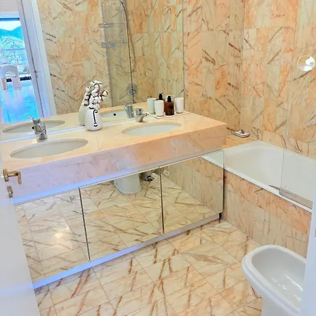 Dernier Etage-piscine-tennis-2 Terrasses-garage-wifi